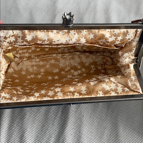 NWT Vera Wang clutch - Picture 5 of 8